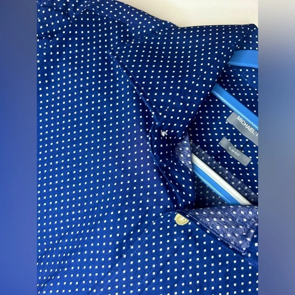 Michael Kors Men’s button up long sleeved shirt, large-slim fit - Picture 5 of 5